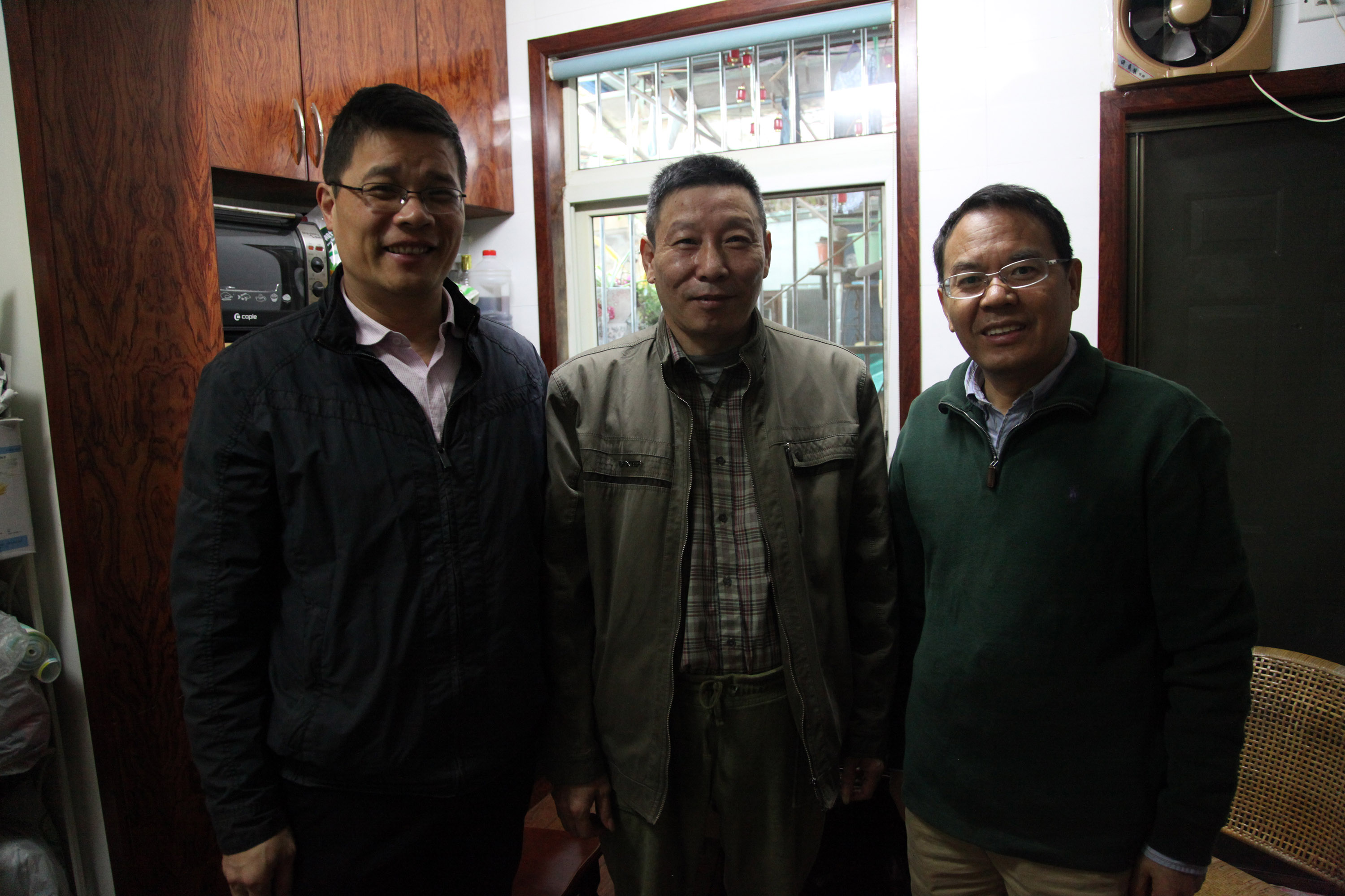 集團(tuán)副總經(jīng)理、黨委委員徐旭陽慰問困難黨員